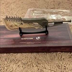 Monster Hunter World jawblade Replica